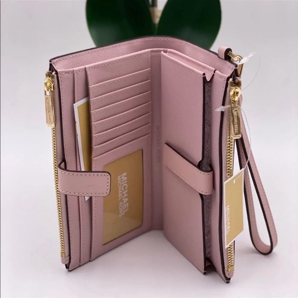Michael Kors Wallet Wristlet
DoubleZip Pink - Picture 6 of 8